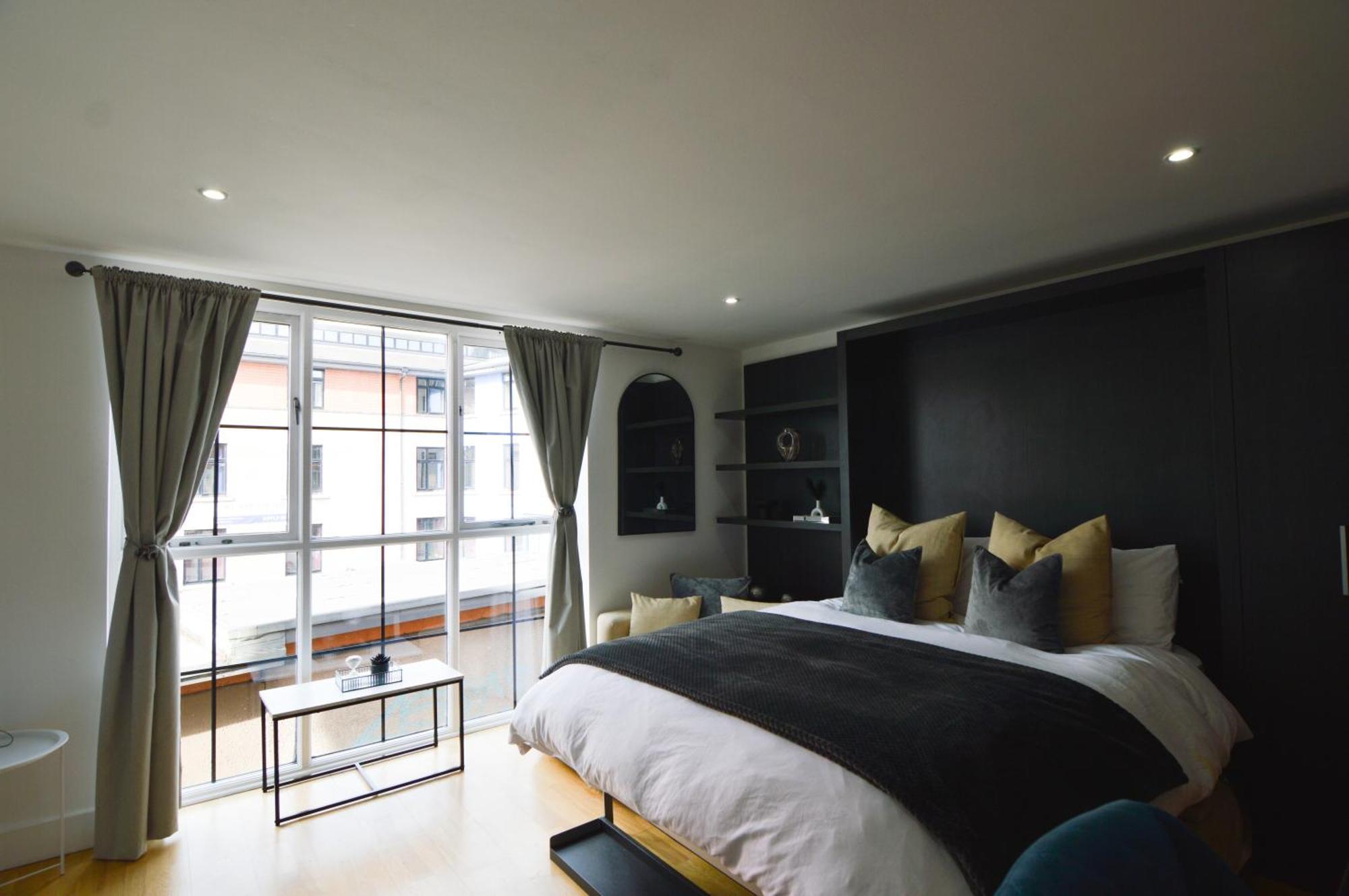 Cosy, Centrally Located Studio With Gated Parking! Loughborough Bagian luar foto